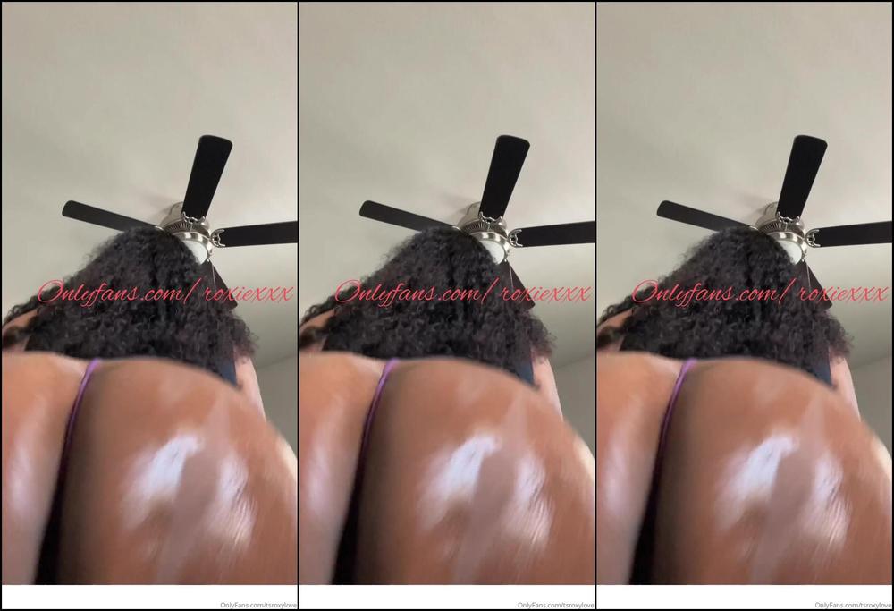 Roxiexxx Practice Social Distancing They Say I Have Been In The House All Week I M Ready To Th