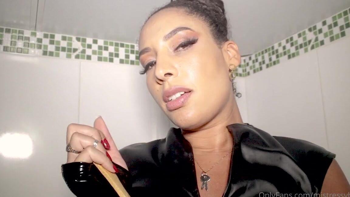 Mistress V Black Nicknamed Mistressvblack Onlyfans Hello4