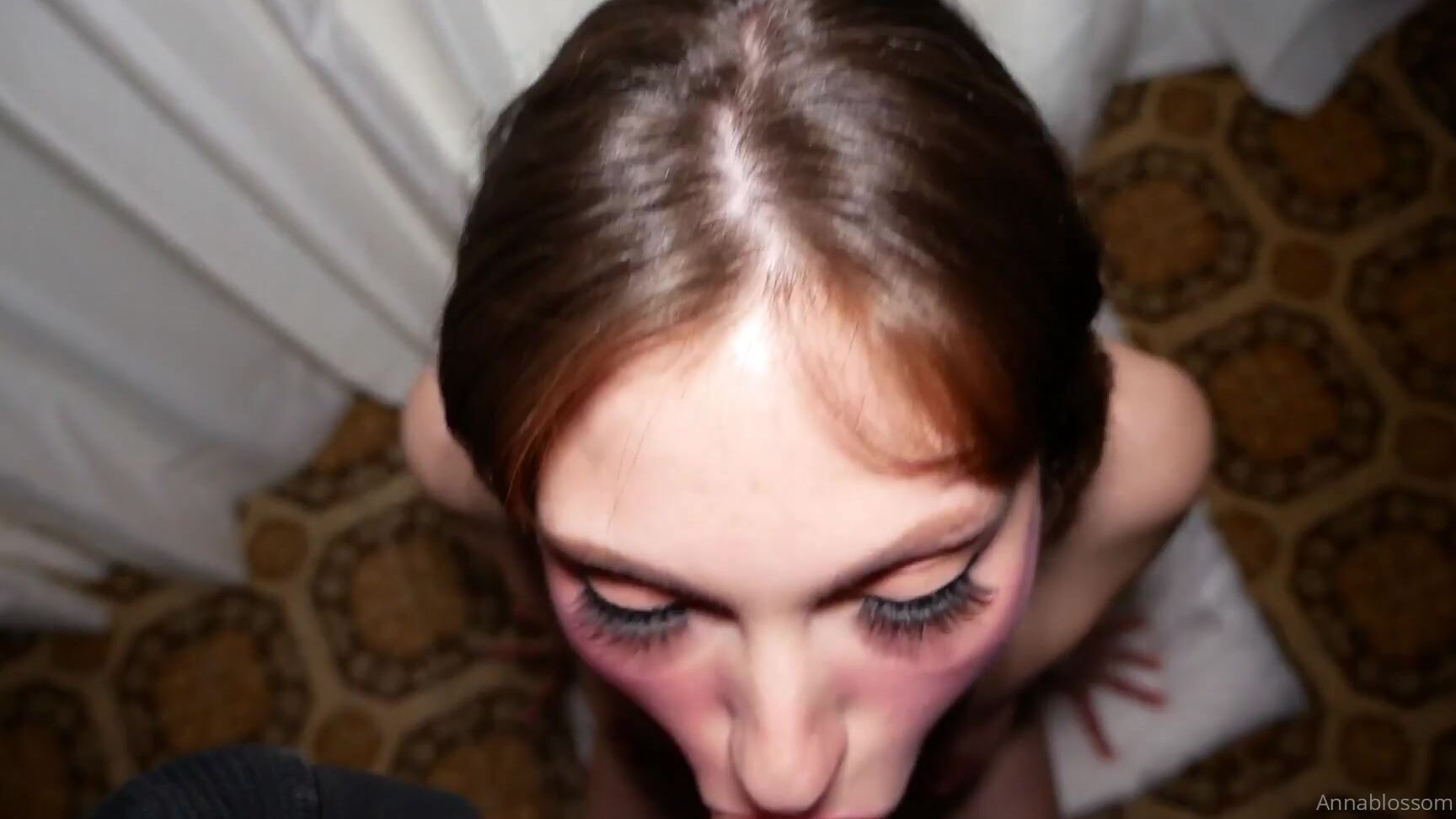 Annablossom Sucking Cock In The Kitchen
