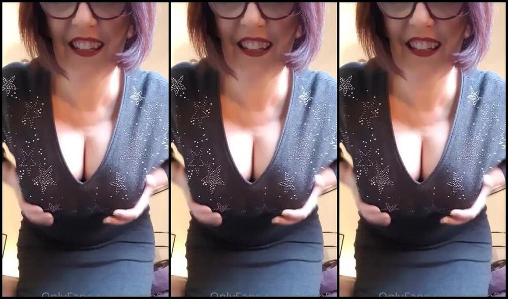 Miss B Nicknamed Missb52S Onlyfans 12 26 2021 New Tight Leather Boots For My Good Little Stepson To Worship As Well As My Nylons