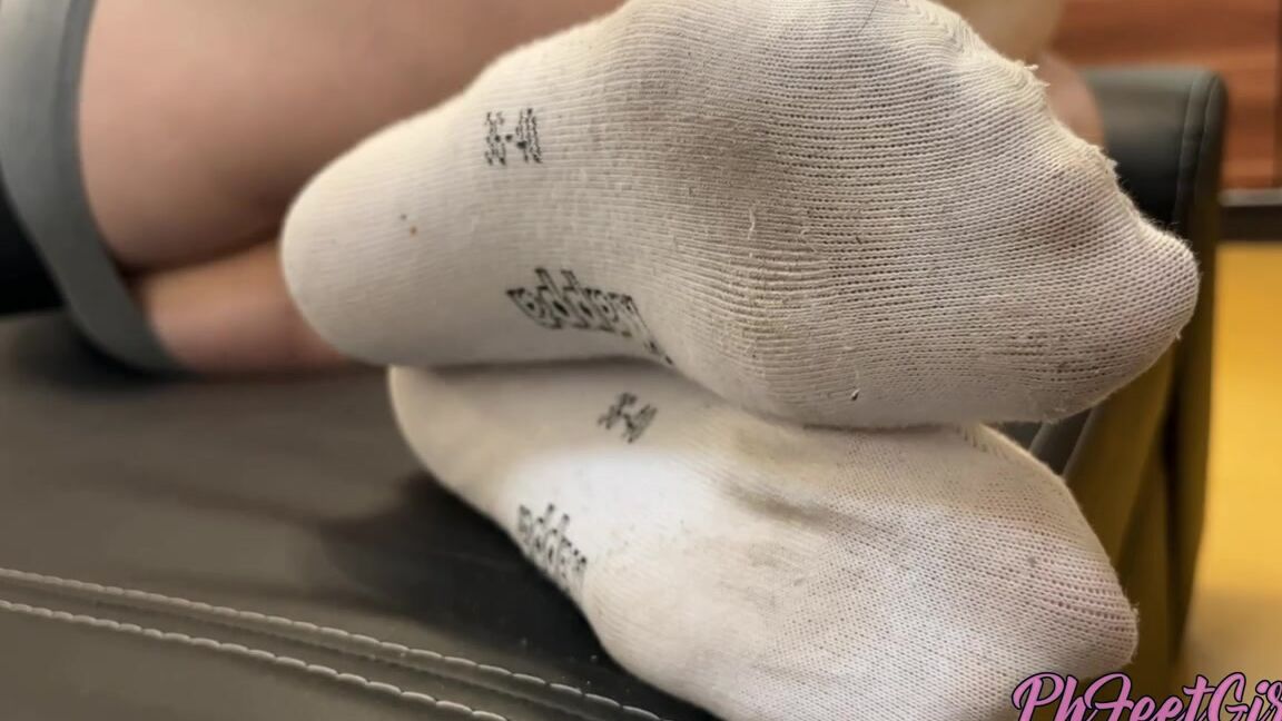 Phfootmodel Nicknamed Phfootmodel 04 04 2023 Onlyfans Video White Ankle Socks Removal P
