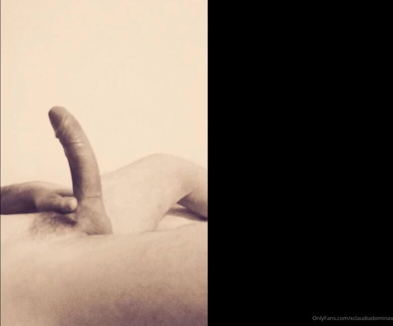 Padrona Claudia Nicknamed Xclaudiadominax Onlyfans Stavo Dando Un Occhiata Ai Miei Video Dellanno Scorso E Guardate Cosa Ho Trovato Hahha Umiliazio 169637