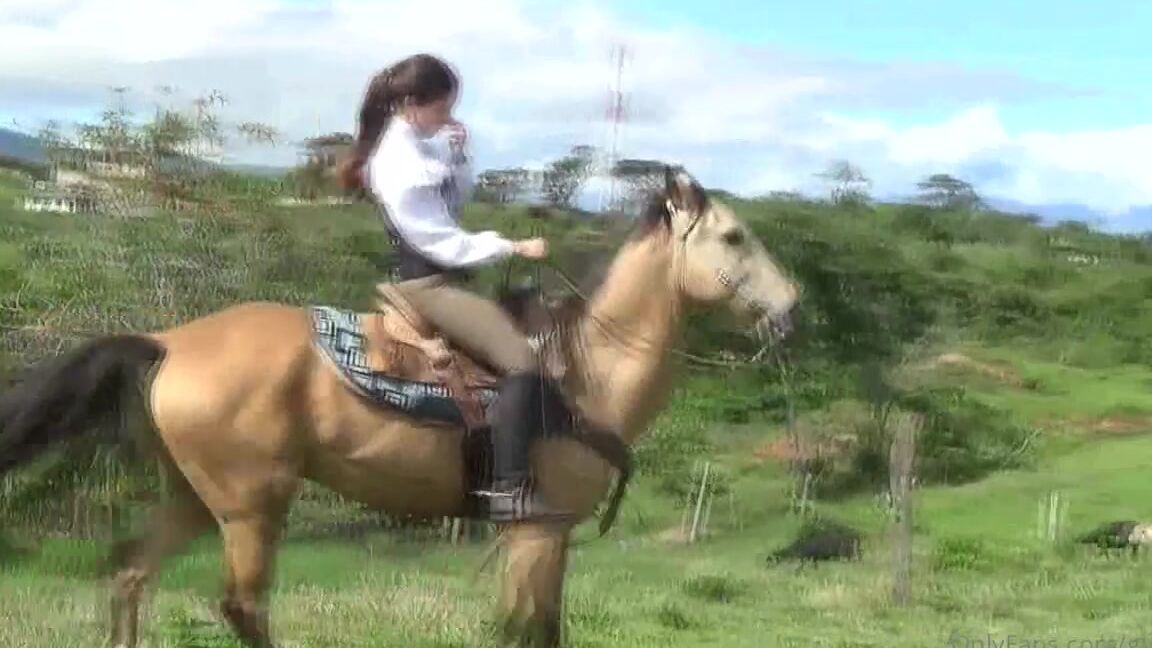 Ghrfan Onlyfans Every Time I See Adrianna On Horseback I Cannot Avoid Thinking About Her Doing An Elh