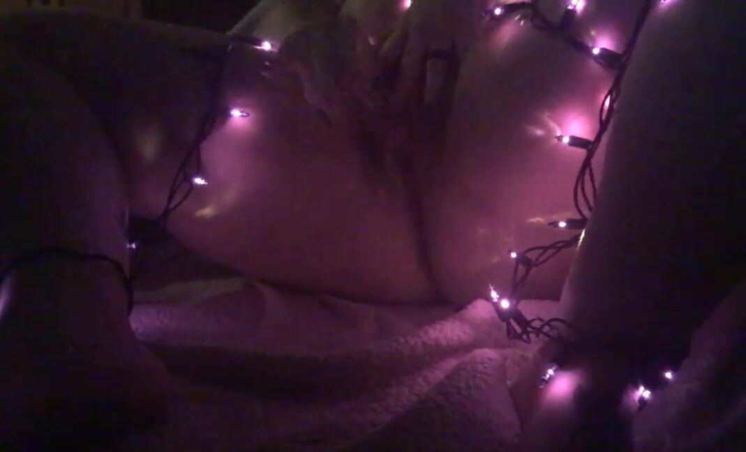 Lulubennie Not So Silent Night