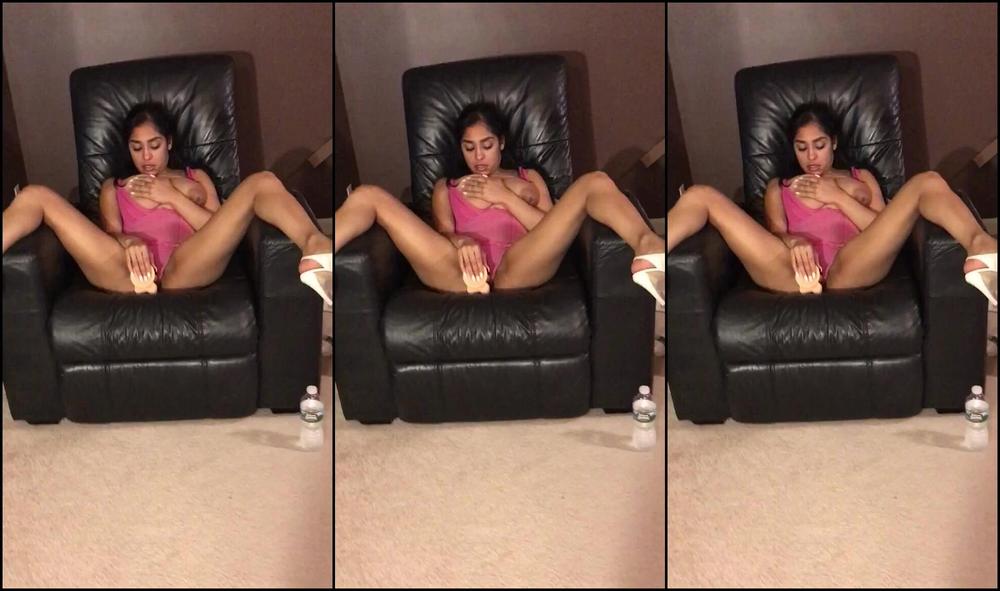 18 & 19 Yrs Old, Dildo Fucking, Dildo Sucking, Huge Dildo, Pregnant daddy slave sliding that white dick in my pussy ManyVids