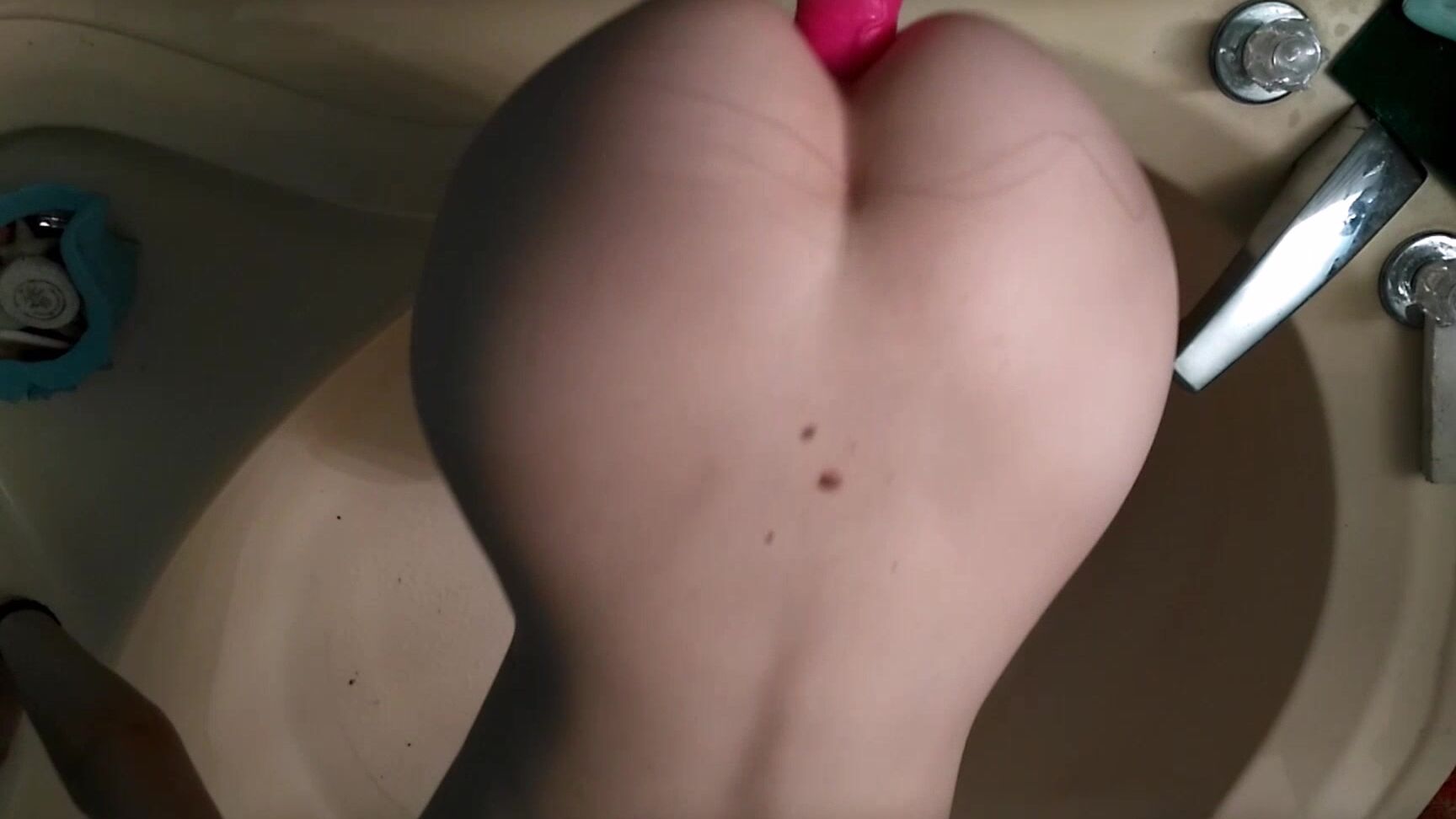 Anal, Ass, Ass Spreading, Dildo Fucking, Fingering pleasantame as above and from the back ManyVids