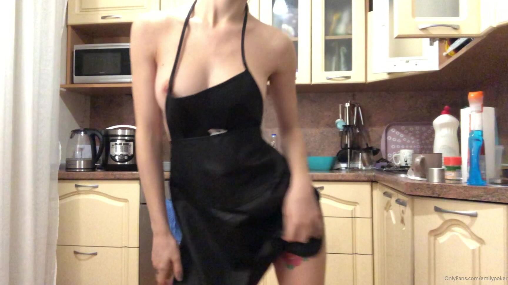 Emilypoker Video In This Week Housewife