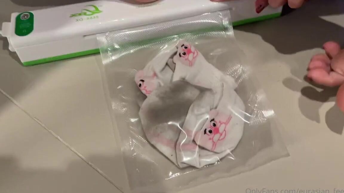 Eurasian Feet Vip Nicknamed Eurasian Feet Vip 01 08 2022 Onlyfans Video Sending Another One Off To The Lucky Buyer This One Is Extra Stinky As Requested