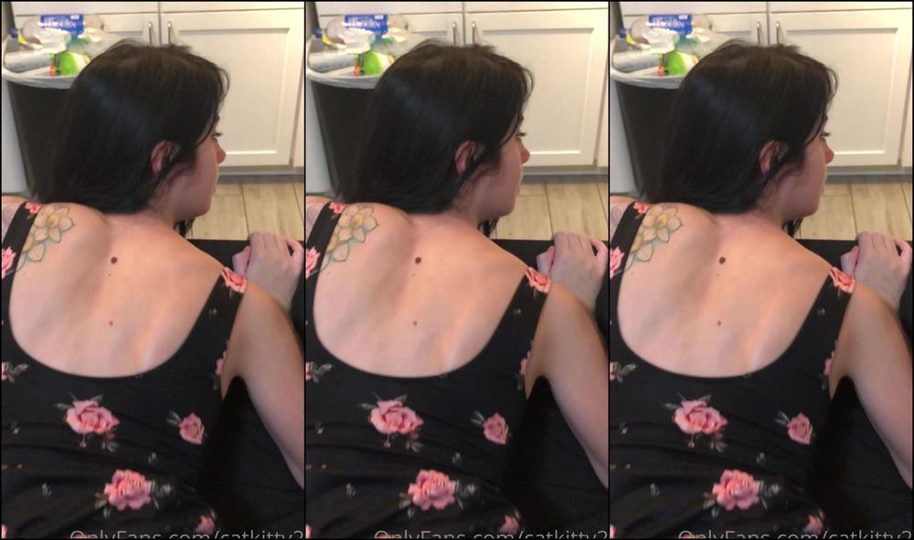 catkitty21-01-05-2020-275239845-make-my-ass-red-baby