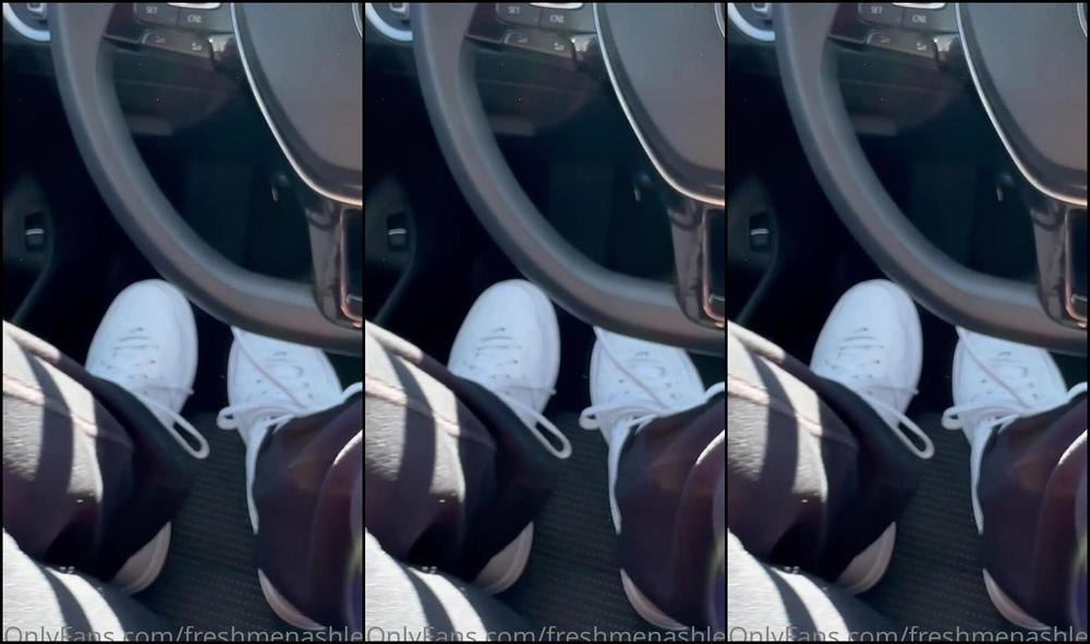 Freshmenashley Drive In With Me