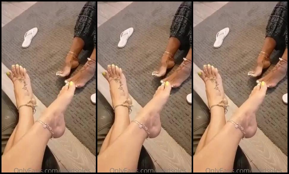 Msmaddy Aka Madsoles 1 Onlyfans Our Toes Getting Our Grove On Its So Good To Be Back With Solefulsassy