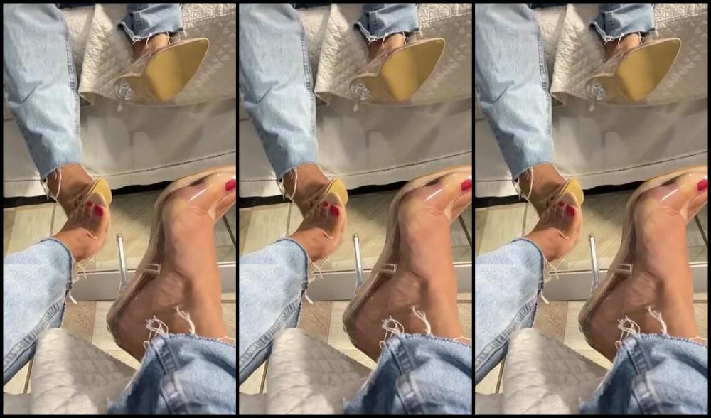 Ro My Feet Nicknamed Romyfeet 11 09 02 2024 Onlyfans Video Esse Sapato Deixa Meu Pe Suadinho