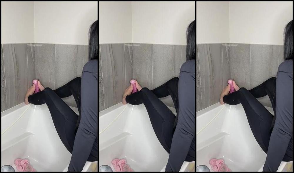 Nymph Nicknamed Nymph 666 12 26 2024 Onlyfans Video Milking A Horse Cock With My Socks Soles And Soft Hands Until It Explodes Drenching