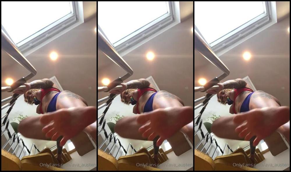 Ava Austen 41598835 07 06 2019 Bonus Pride Video Fucking My Pride Dildo With You Looking Up At Me