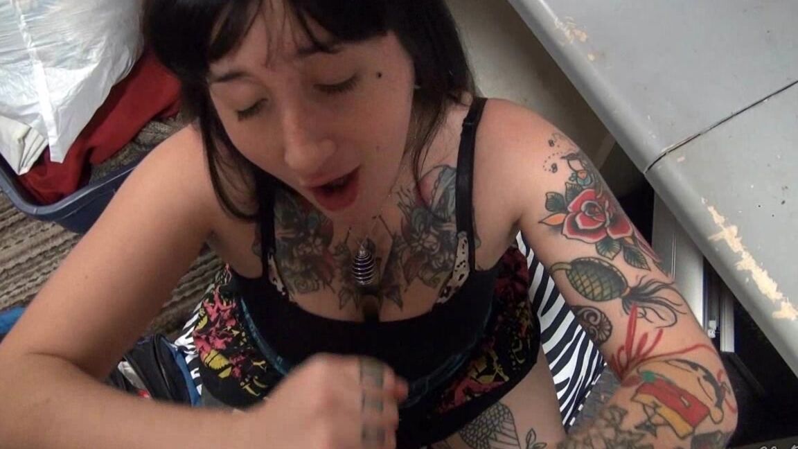 Camilleblack Sneaky Blowjobs