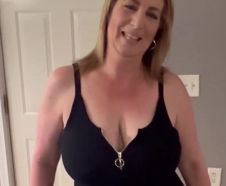 "Danni Jones" Homemade, Doggystyle, Swallow, Cum Swallow, Cum In Mouth, Pawg, Thigh Highs, Heels, High Heels, Upskirt, Upskirt No Panties, Upskirt Fuck, Big Natural Tits, Big Boobs, Big Booty, Suggest Danni Jones Danni Jones and The Billiards Lesson 