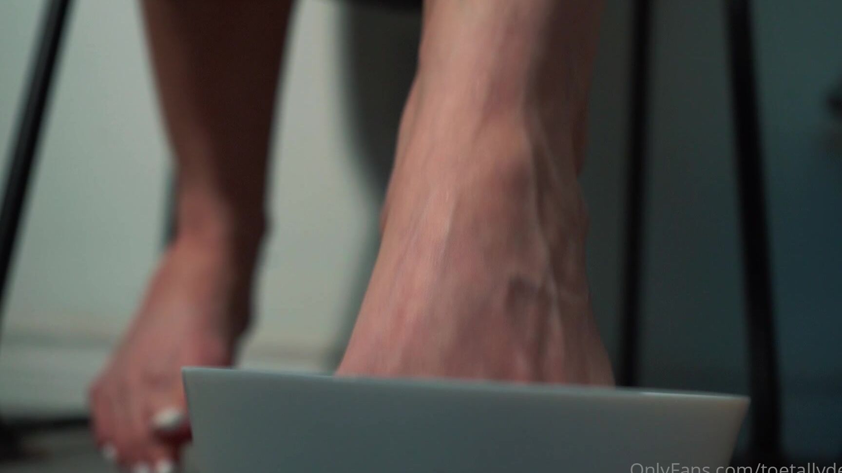 Toetallydevine A Bowl Full Of Tinies