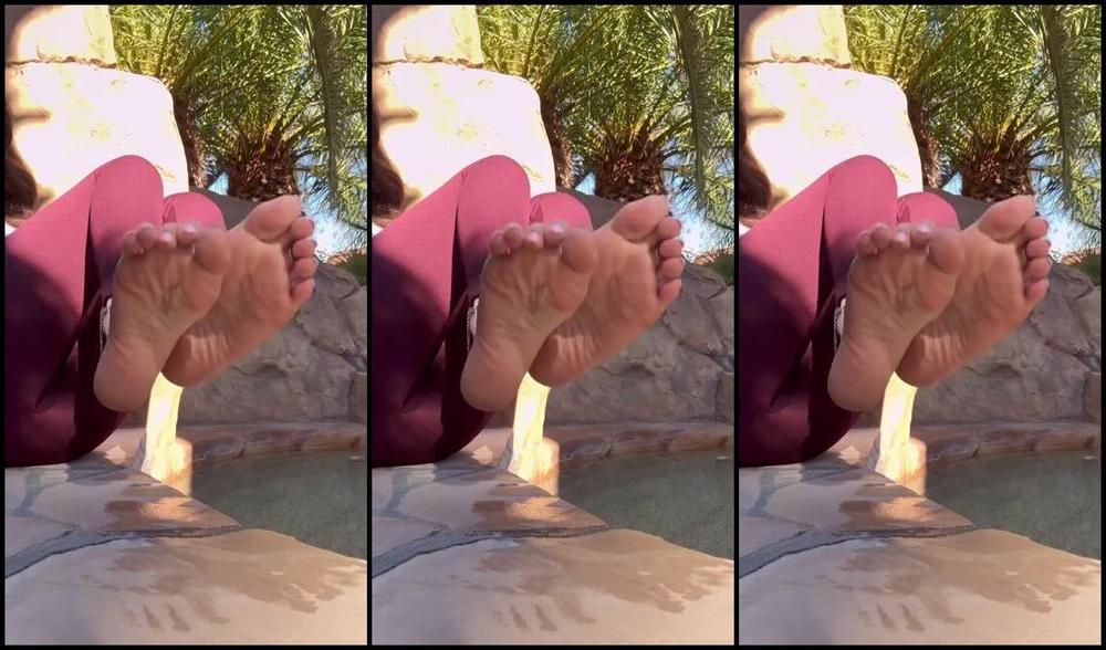 Nicholeivory Onlyfans Here Foot Perv