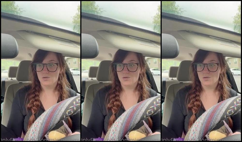 Goddess Gabrielle Nicknamed Dommiemommyy Onlyfans Life Check In Showing New Toys Ranting