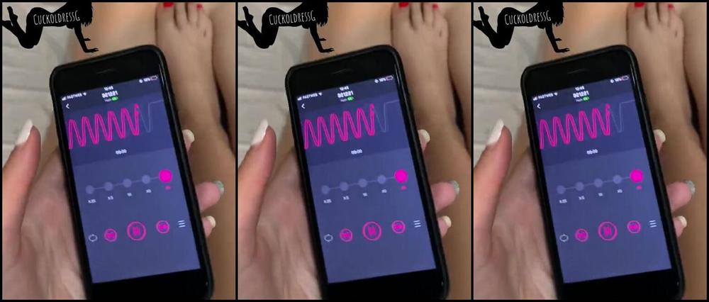 Cuckoldressg Nicknamed Cuckoldressg Onlyfans Having Fun Teasing Cucky In His Cage While Playing With The Remote Controlled Buttplug