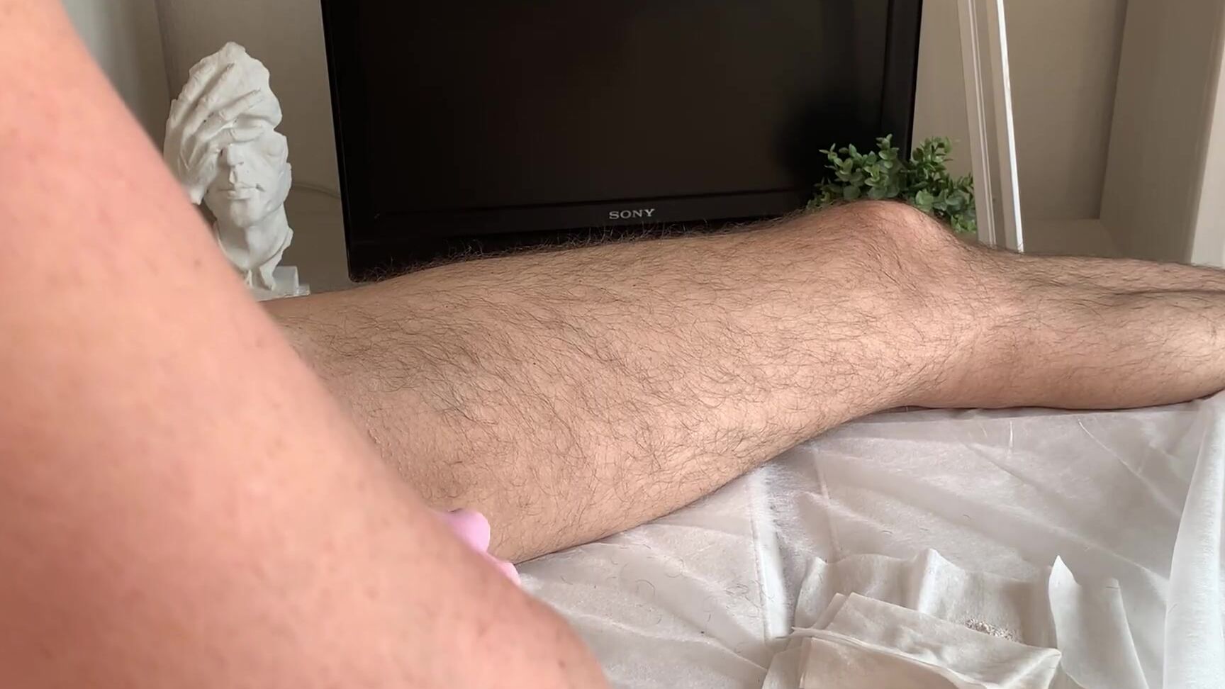 Sugarnadya Did Not Expect To See So Much Sperm From The Client During Ejaculation