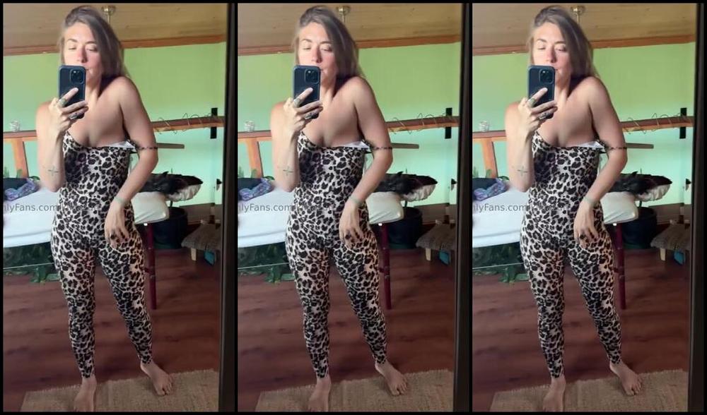 Kiki Azure Nicknamed Kikiazure 05 29 2024 Onlyfans Video Went Out Dancing Last Night