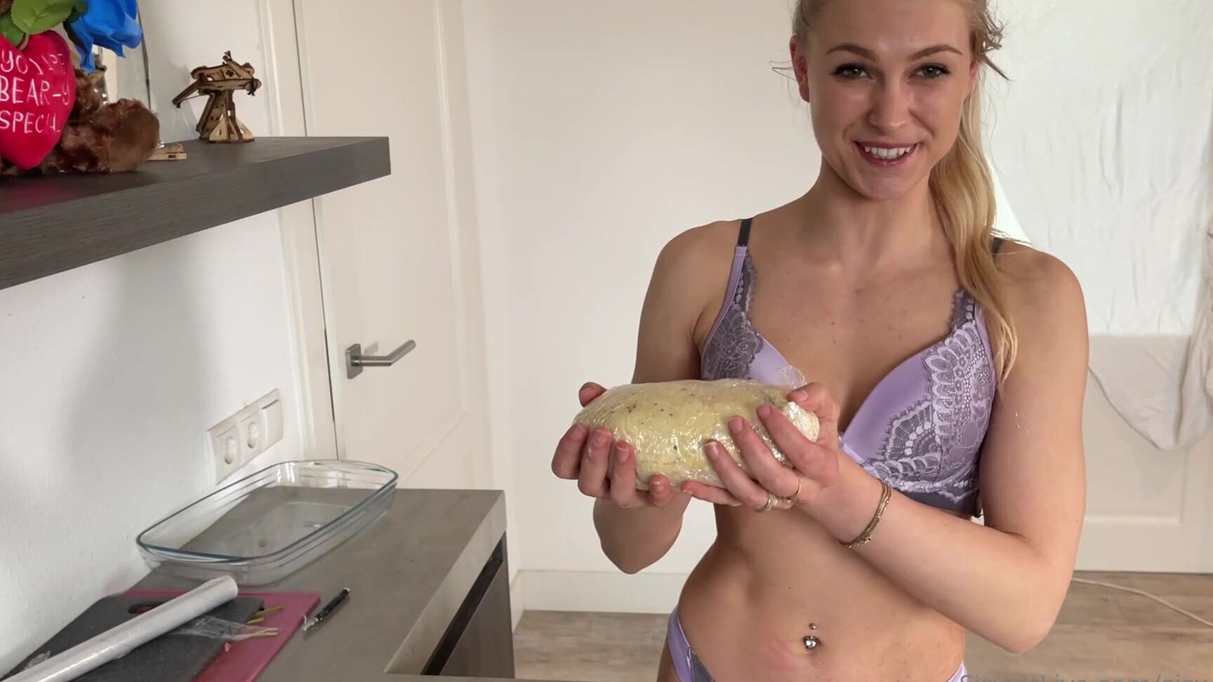 Siswet Cooking With Siswet With This Week Australian Meat Pie