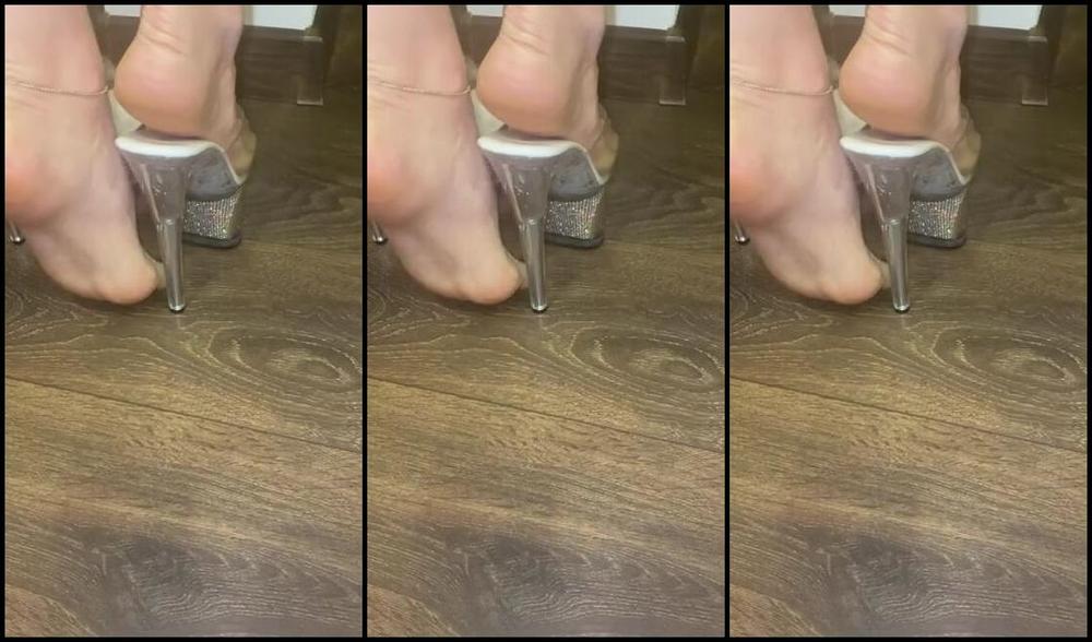 Inga Llery Nicknamed Inga Llery Foot Fetish 06 04 2023 Onlyfans Video Soles Soles Soles Never Enough