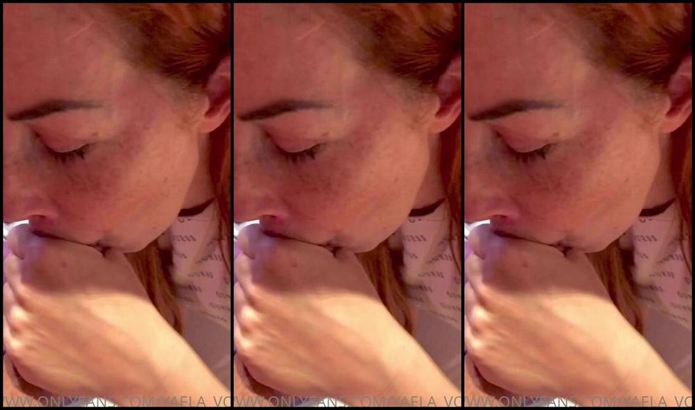 yaela-vonk-28-03-2021-2034876606-mystery-box-with-5-complete-hardcore-sextapes