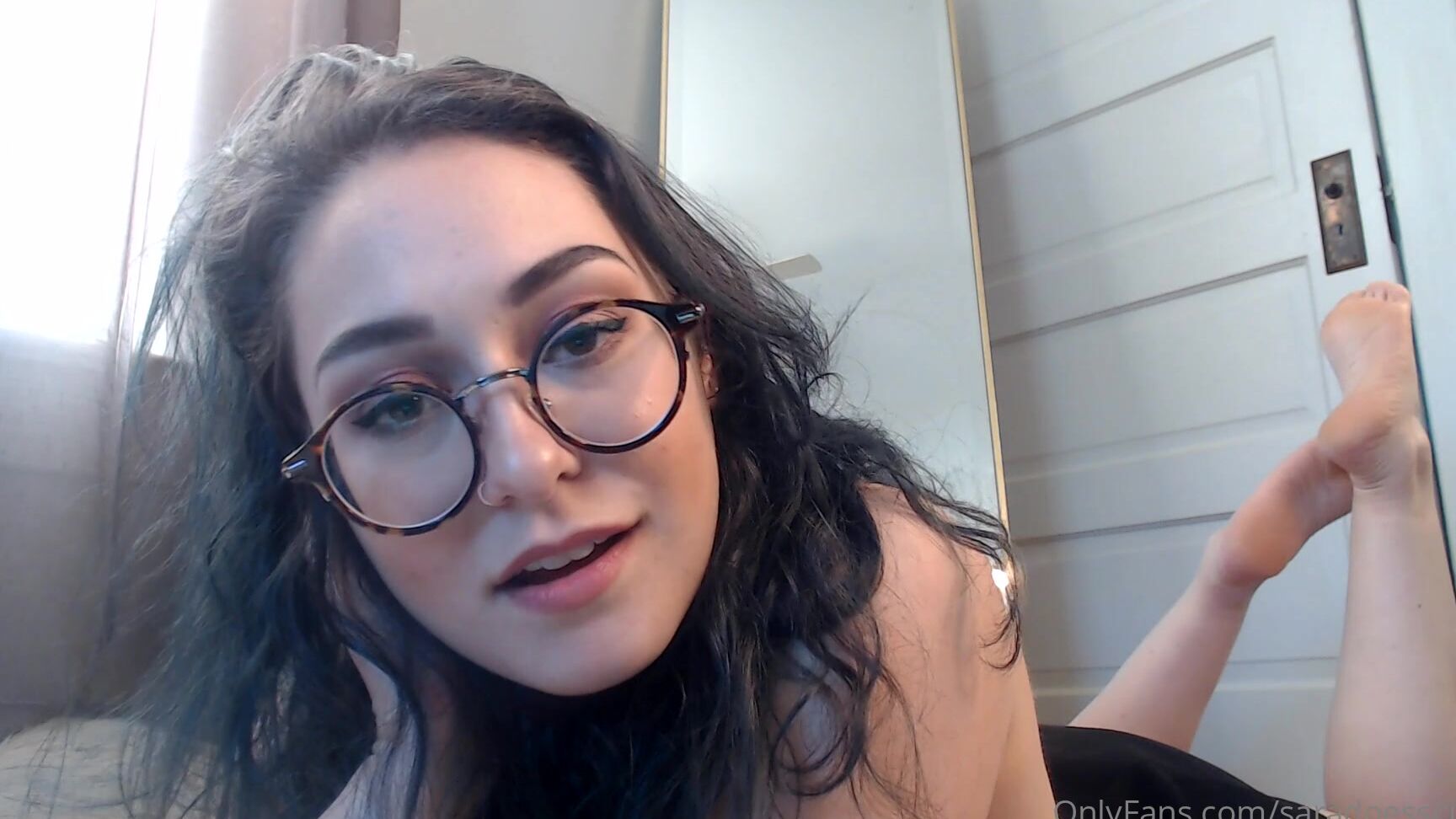 Saradoesscience Posin For A Joi