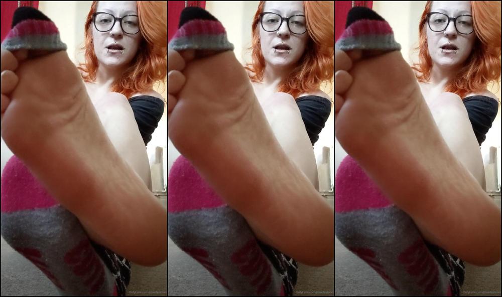 Pixiefeetnixx Just Got Home These Socks Are So Sweaty Lol