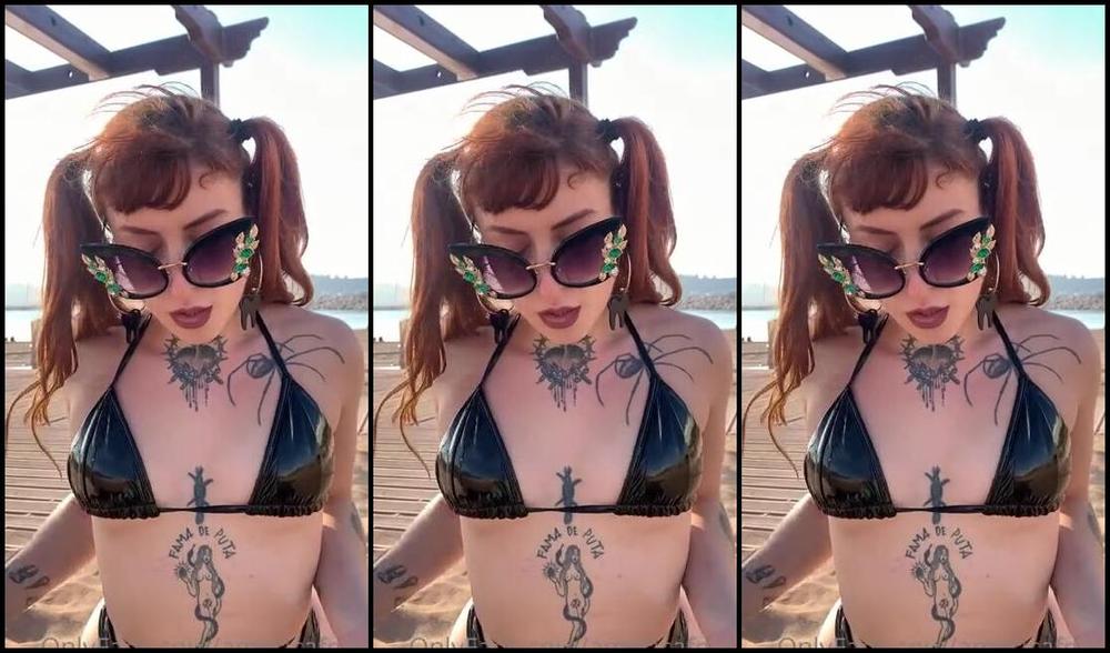 Fetish Domina Nicknamed Americafetish Onlyfans Dos Vdeos En La Playa Estrenando Mi Nuevo Bikini De Pvc Desliza Para Pov 1