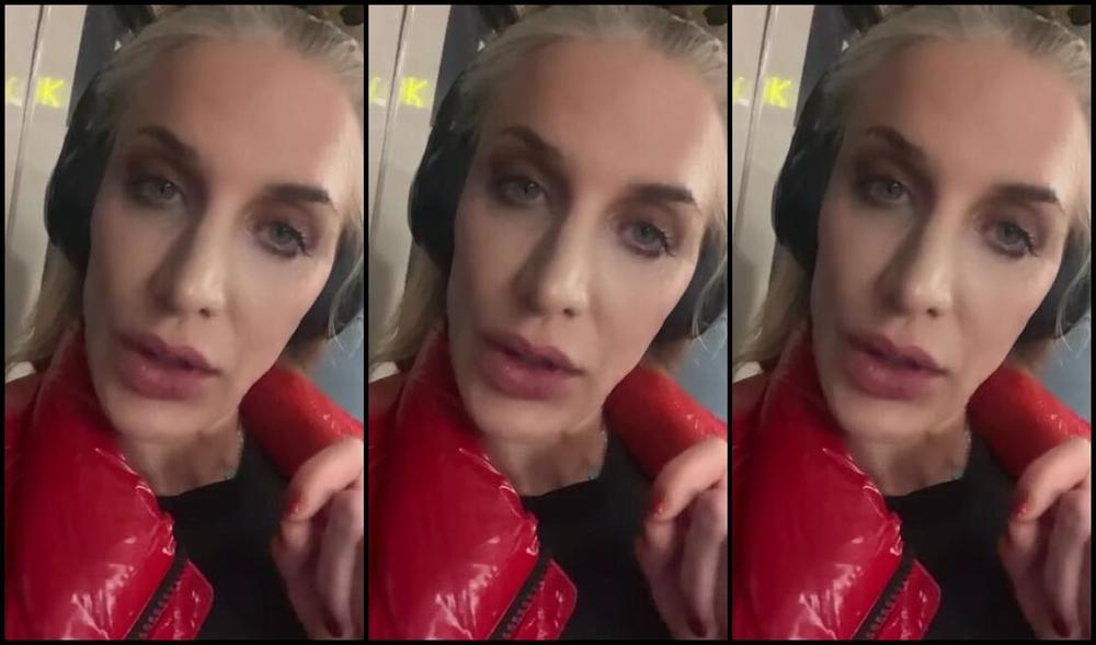 Goddesssevera Onlyfans An Informal Hello On The Train