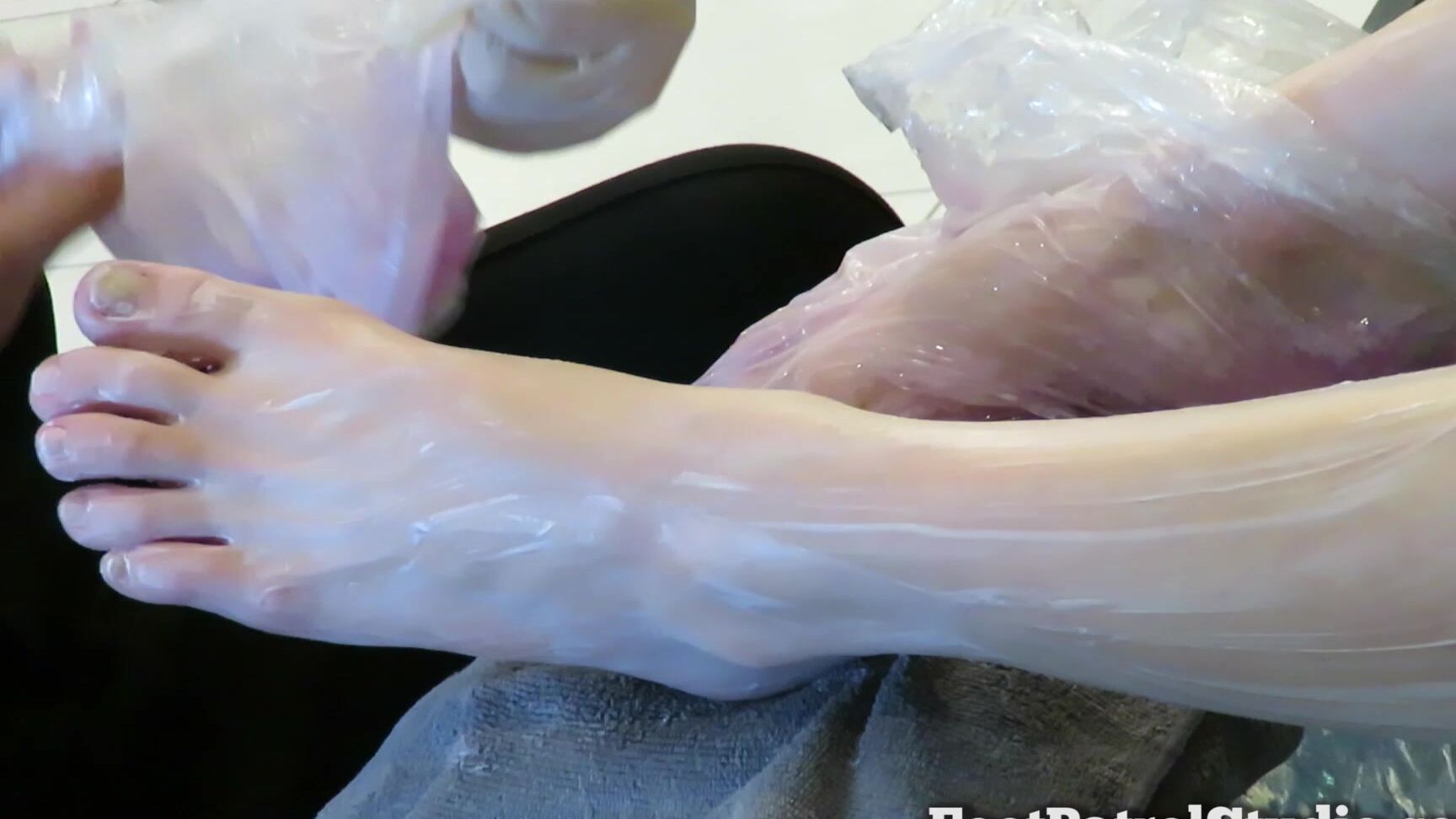 Foot Patrol Studio Pedicure Voyeur With Lady Letty