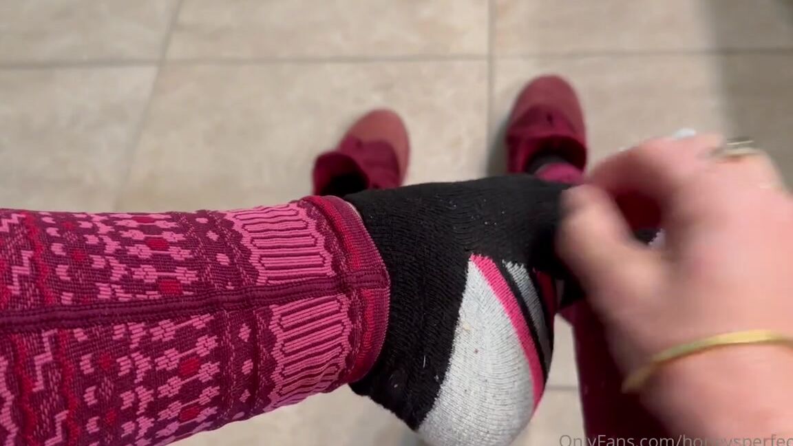 Honeysperfectfeet Onlyfans Saturday Evening Foot Flash