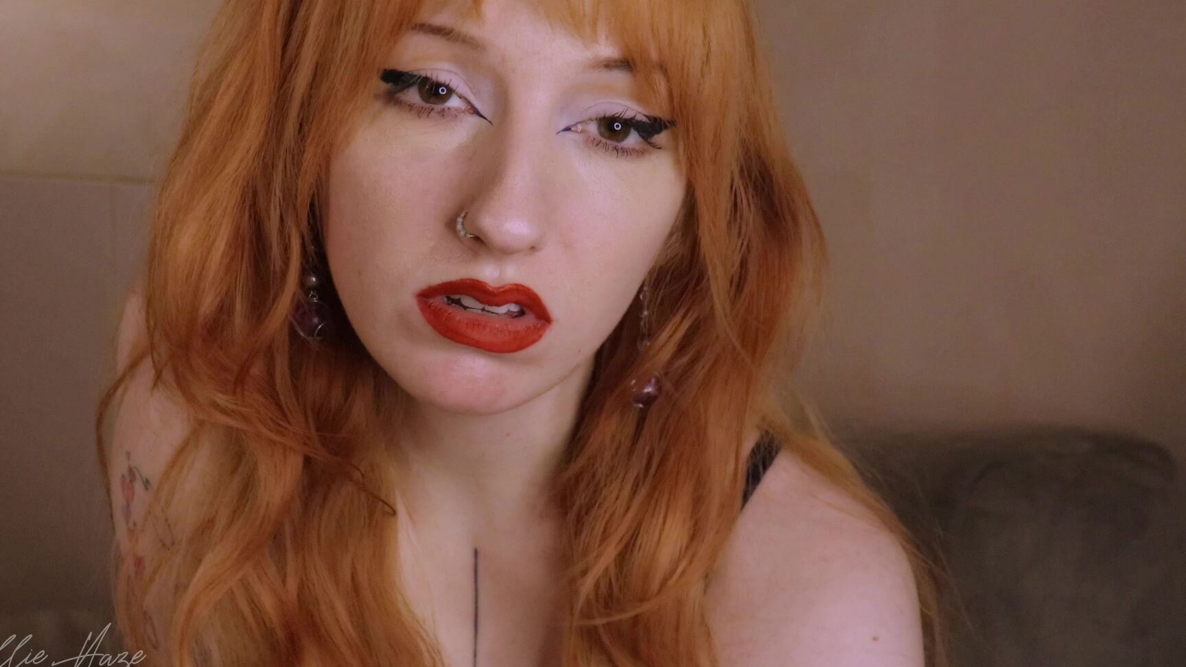 "Ellie Haze" cum countdown, jerk off instruction, joi, lace/lingerie, mommy roleplay cum for step mummy manyvids