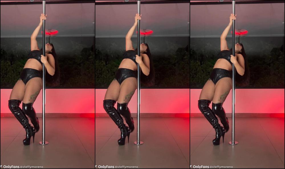 Steffymoreno 3308118542 05 07 2024 Money Money On My Mind Throw It Throw It Up Watch It Fall Off From The