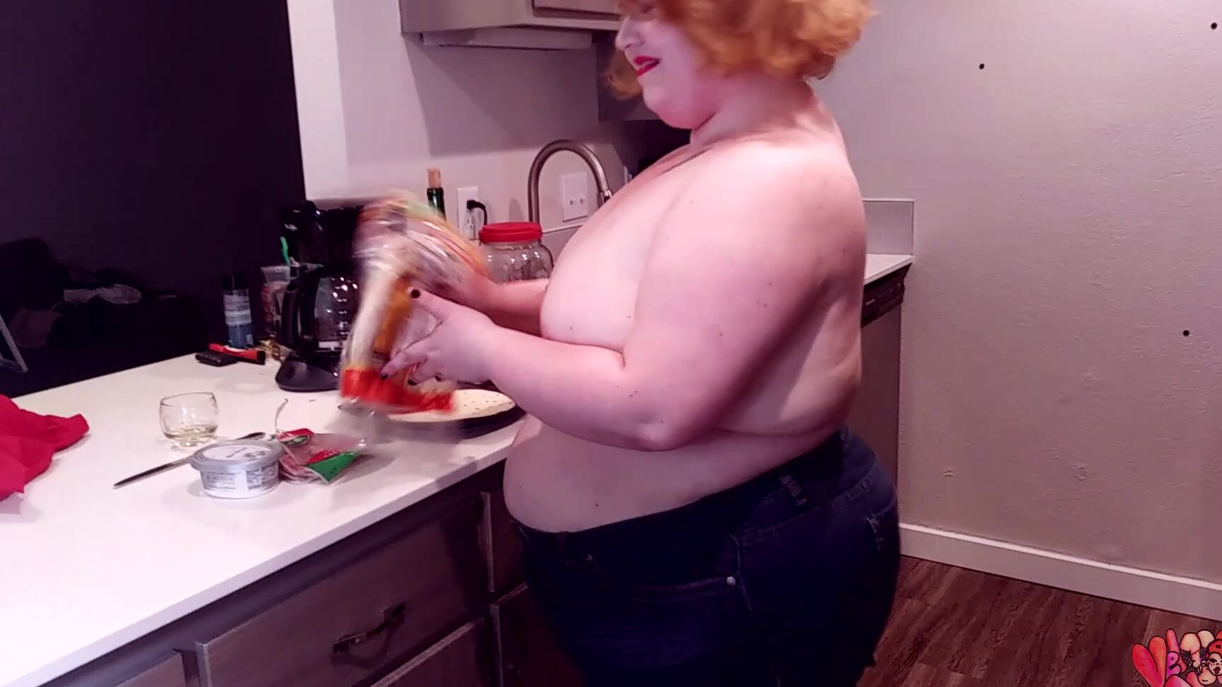 Mommy Roleplay, Mother’s Day, BBW, Food, Redhead velmavoodoo mommy fixing snacks and spilling wine ManyVids