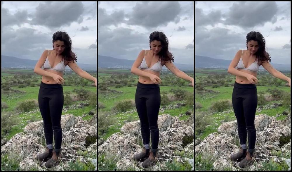 Aurora Light Nicknamed Aaurora1111 Onlyfans Shabbat Shalom Go Outside And Feel The Rain On Your Body Love You Sending U82