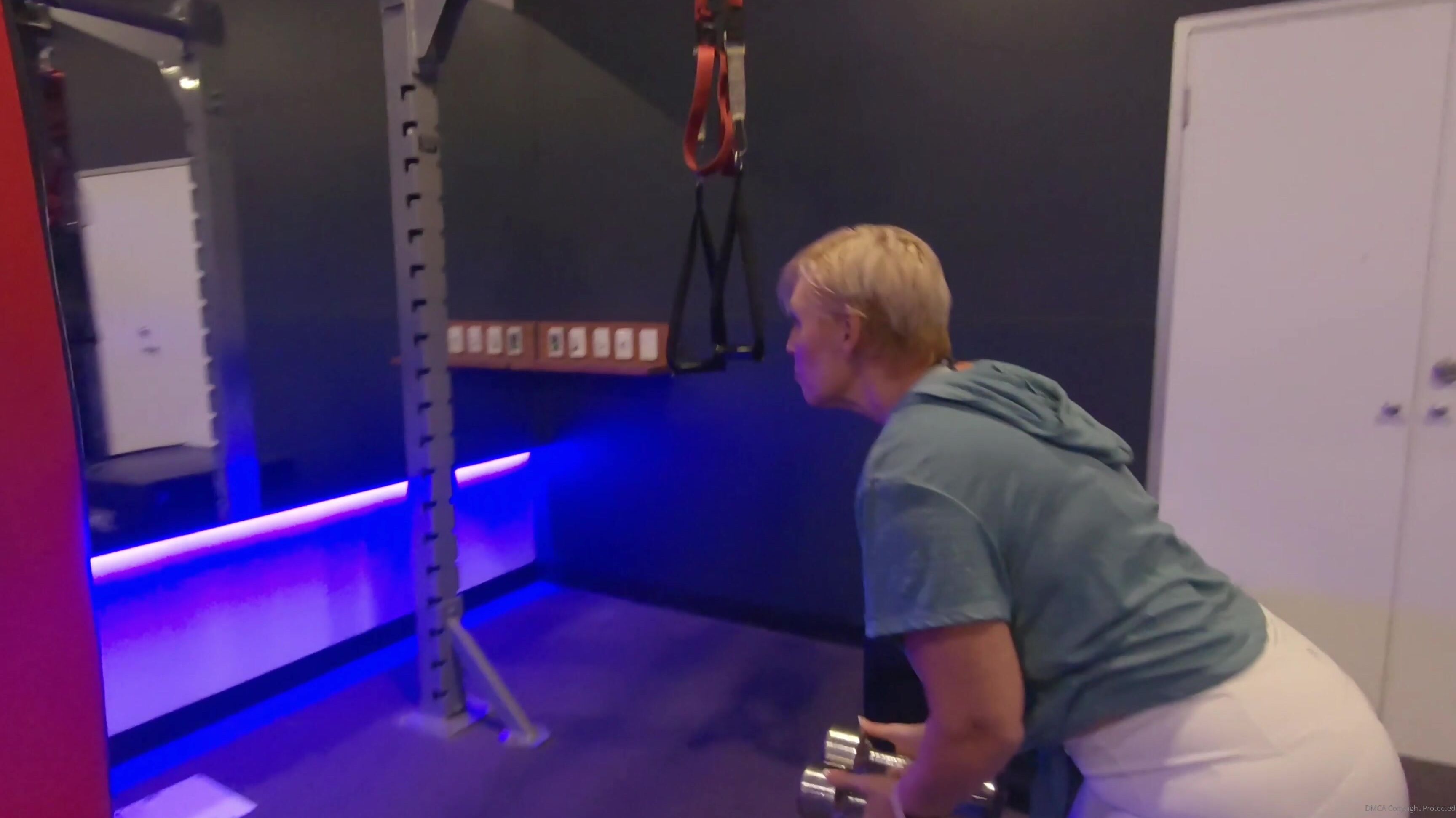 sexymatureaussielady-21-02-2020-156329117-here-is-the-1st-part-video-of-me-and-and-a-girlfriend-of-mine-doing-a-workout-at-our-loc