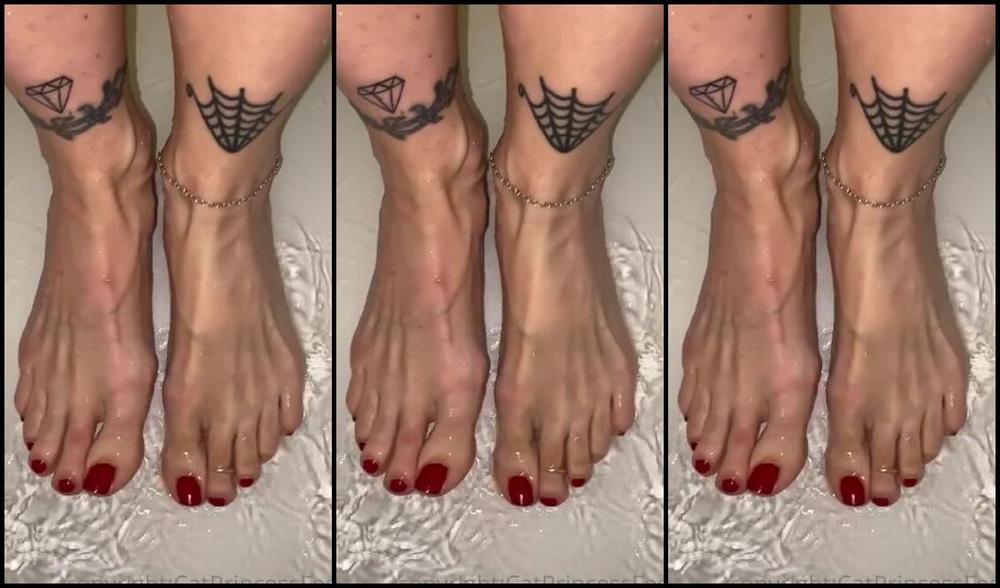 Catprincessfeet Onlyfans Dont U Wanna Splash Them Too Toes Or Soles