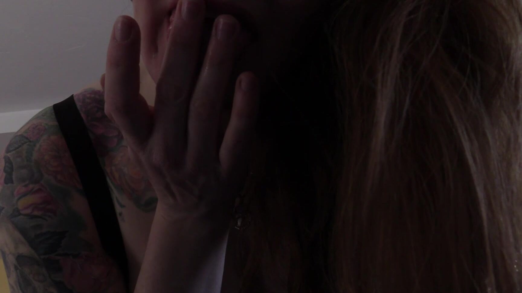 Bettie Bondage A Cougars Squeaky Bed