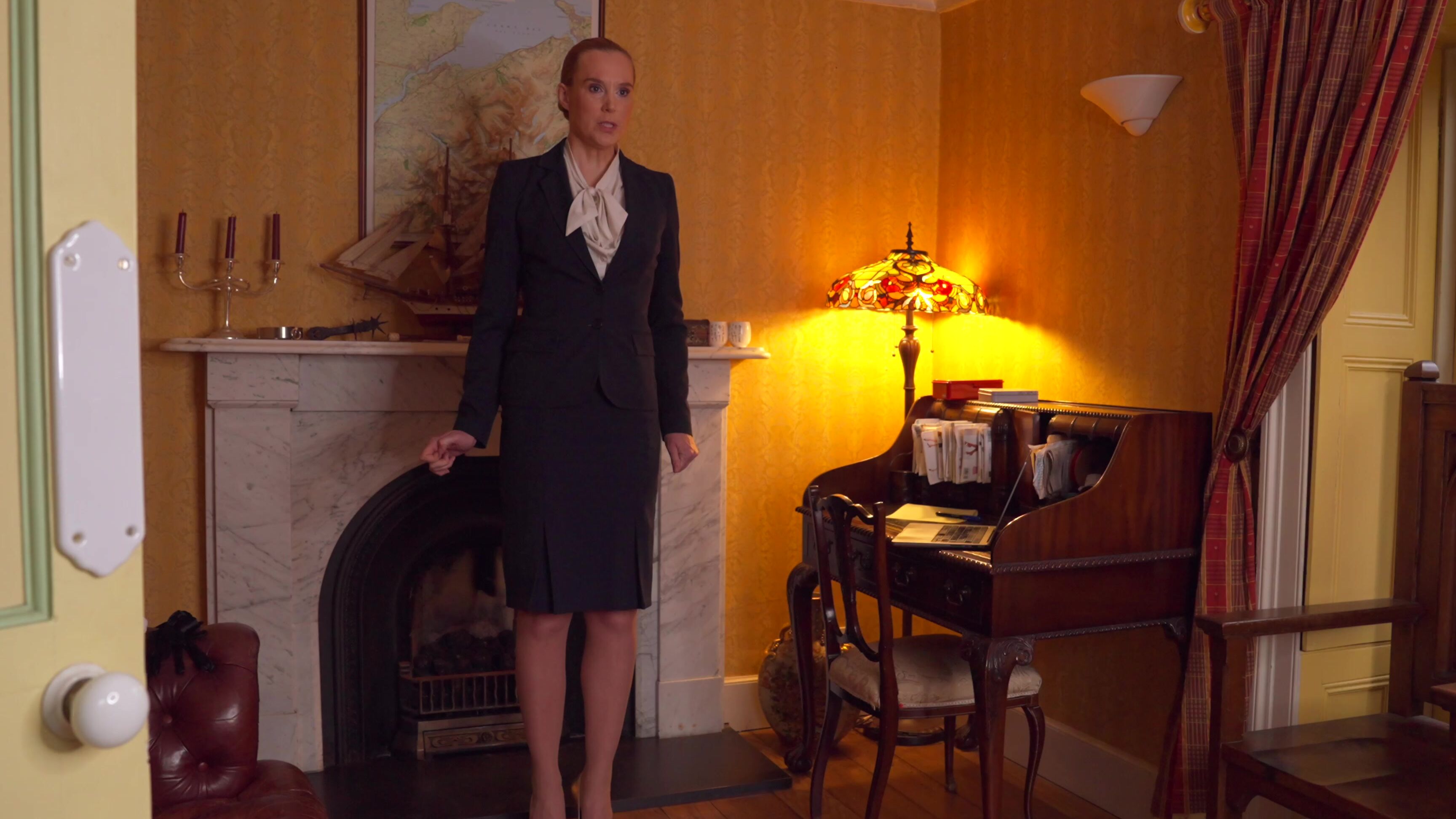 Ariel Anderssen, Amelia Jane Rutherford, Spanking M F, 4K Ultra HD AA A Strict New Boss 4K Clips4Sale