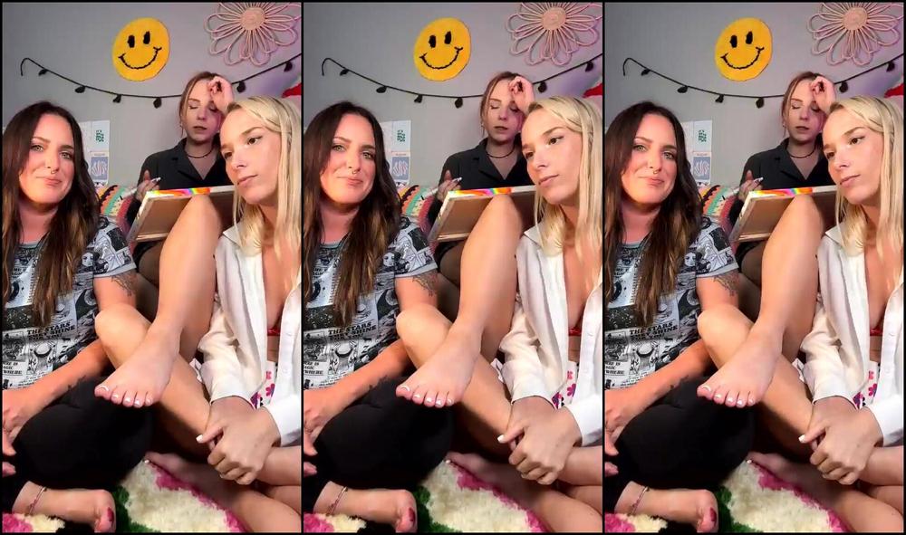 Cosmicstarlight Stream Started At Pm Live Hang With