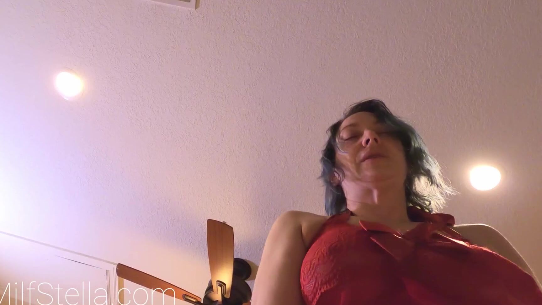 Only Stella Maude Vibe Solo Before He Fucks Me Sticks It Up My Ass