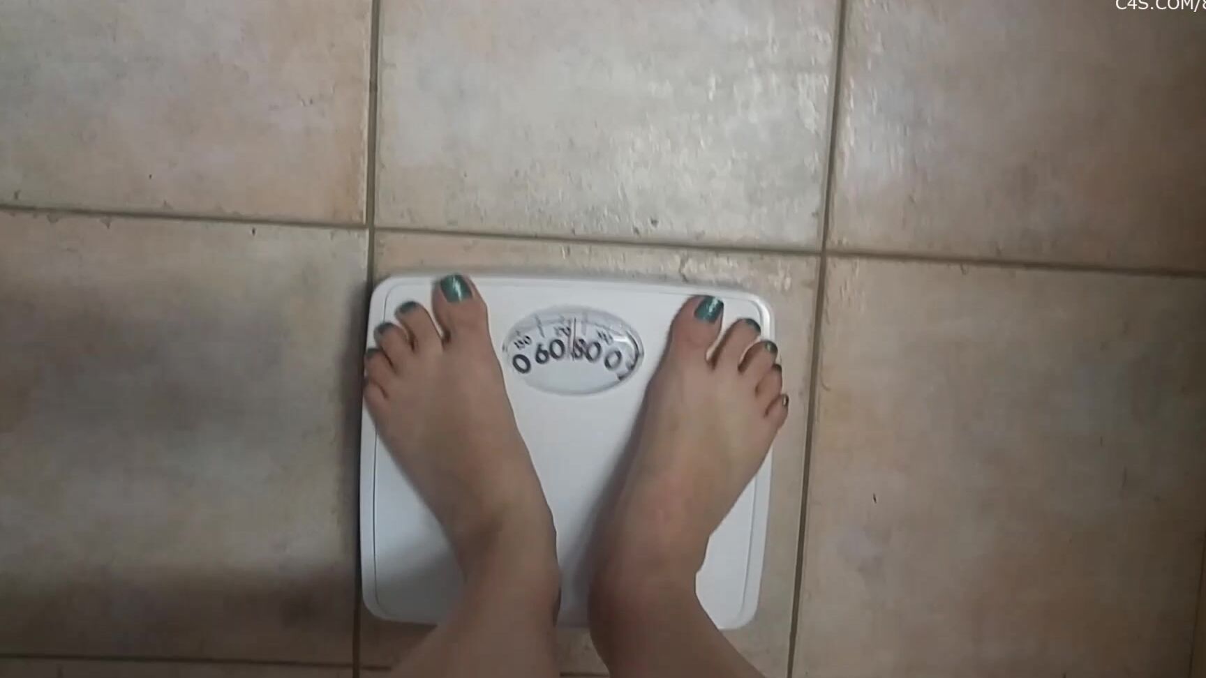 Booty U Rising Number On The Scale