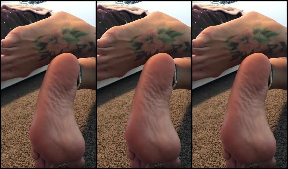 Thefantasychest Onlyfans Throwback Thursday To The Bestworst Kinda Soles Up Teasing Views That Make You Desperately Wishp