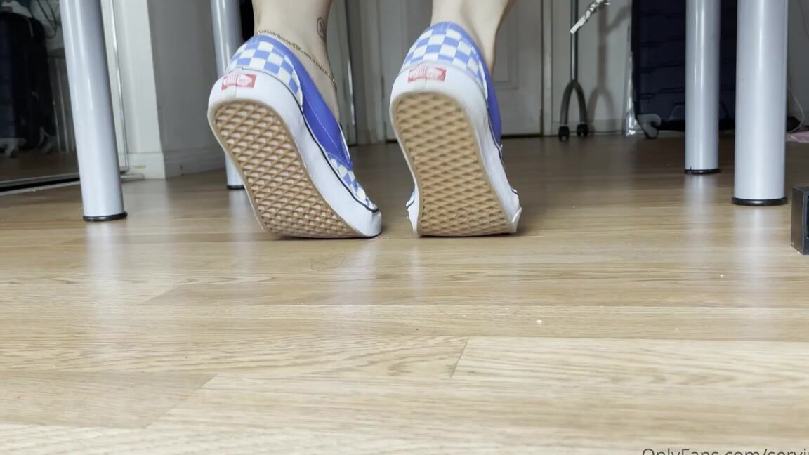 Servingbarefeet Aka Servingfet Onlyfans Was Up Early Finishing Work Monday Blues Are Hitting Hard So I Thought I D Make You Hard