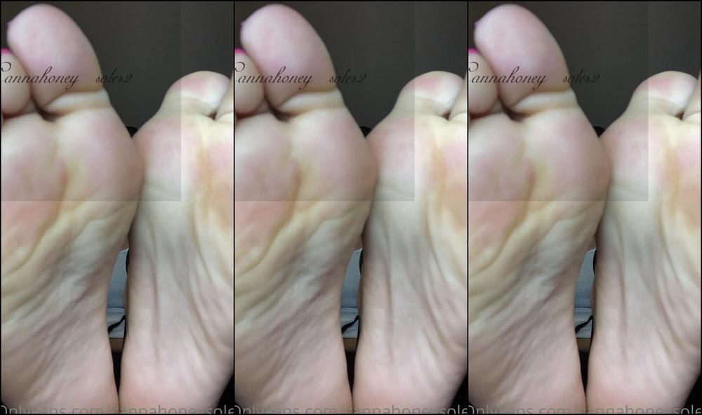 Cannahoneysoles Joi Stinky Feet Countdown