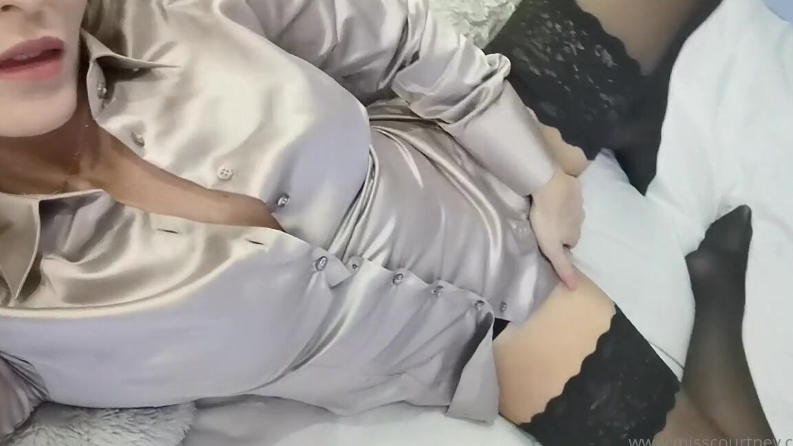 Misscourtneym Onlyfans New Satinp